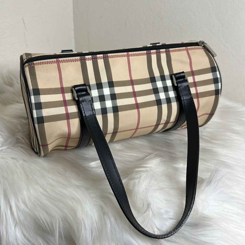 💯Authentic Burberry Papillon Handbag🍀 - Picture 15 of 15